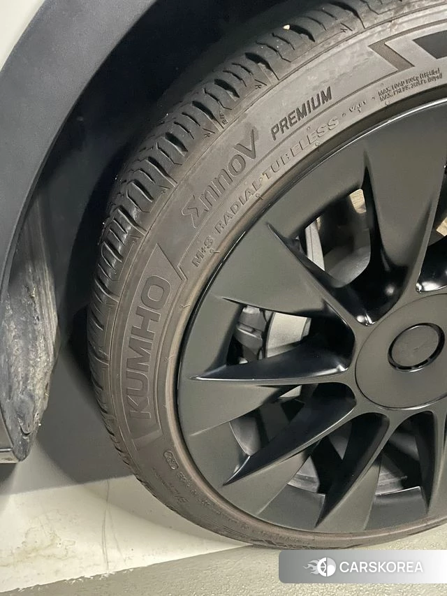 Tesla Model Y 2021 Белый из Кореи, фото 5