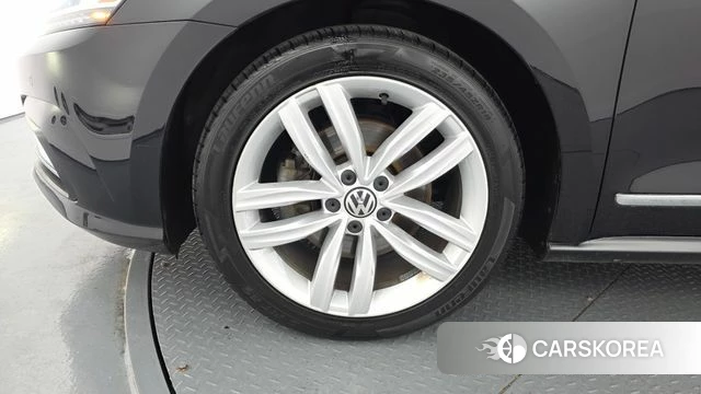 Volkswagen The New Passat id 5035811 из Кореи 15