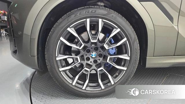 BMW X6 (G06) id 4964329 из Кореи 32