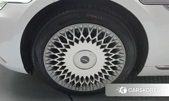 Genesis G90 id 5003111 из Кореи 32