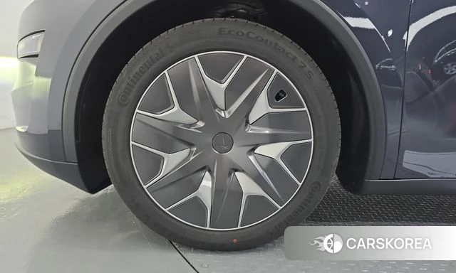 Tesla Model Y id 4940772 из Кореи 15