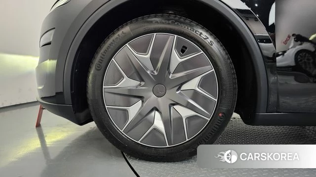 Tesla Model Y id 4853349 из Кореи 34