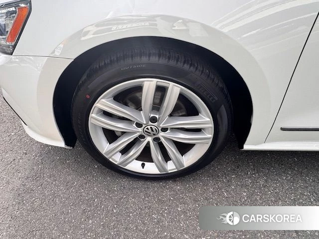 Volkswagen The New Passat id 5035833 из Кореи 15