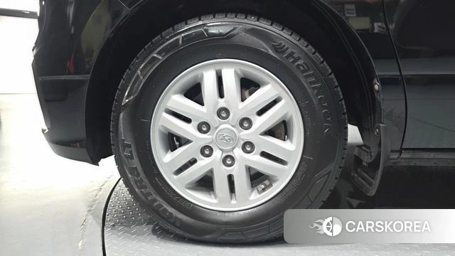 Hyundai The New Grand Starex id 4581647 из Кореи 25