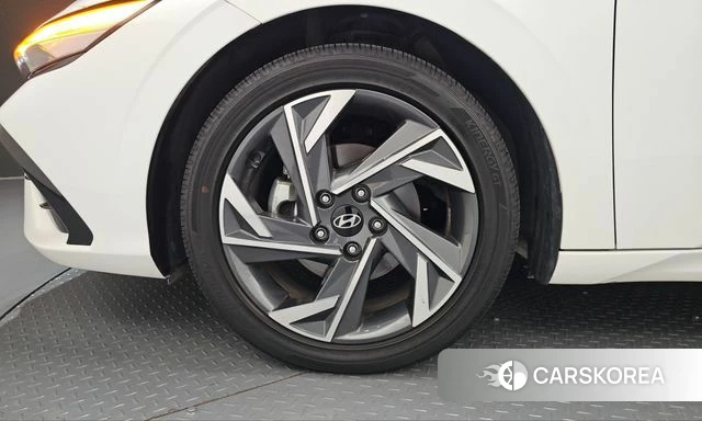 Hyundai The New Avante (CN7) id 5026964 из Кореи 32