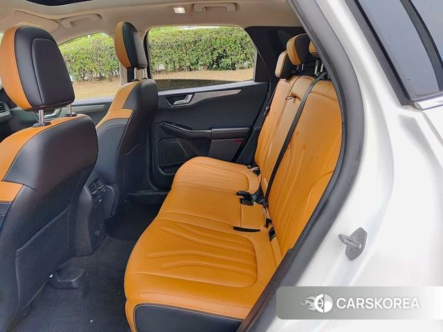 Ford Escape 2022 Белый из Китая, фото 5