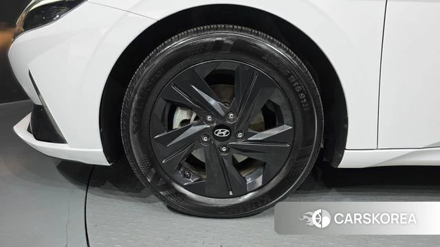 Hyundai Avante (CN7) id 5012199 из Кореи 15