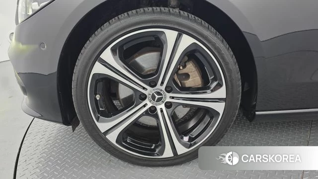 Mercedes-Benz C-Class W206 id 5046113 из Кореи 26