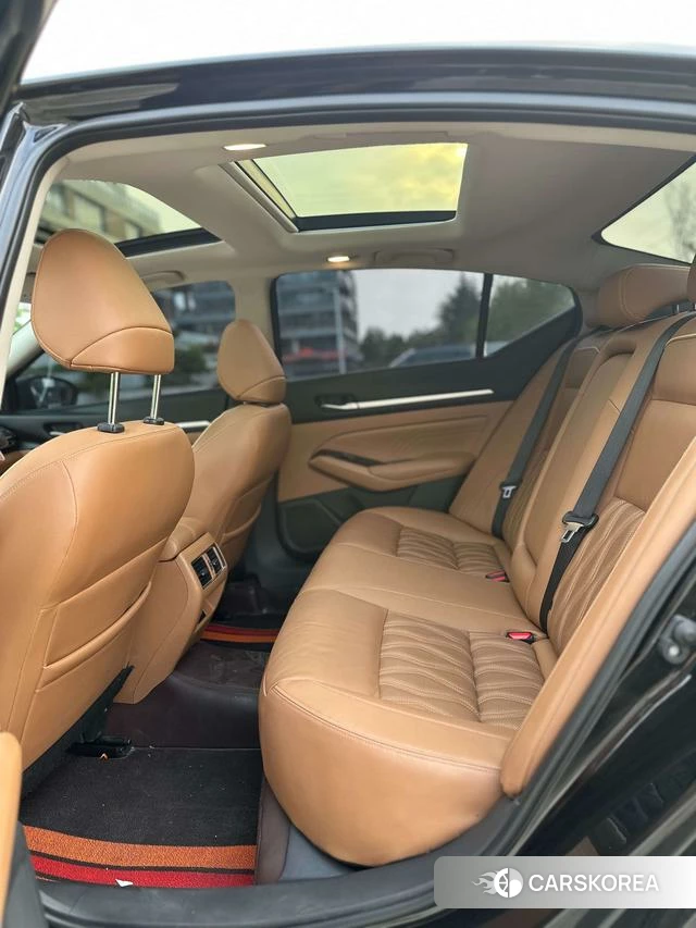 Nissan Altima 2023 Черный из Китая, фото 6