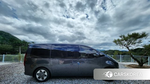 Hyundai Staria id 4757517 из Кореи 14