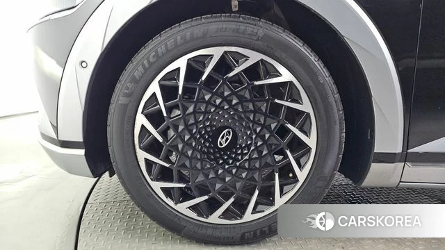 Hyundai Ionic 5 id 4958643 из Кореи 15