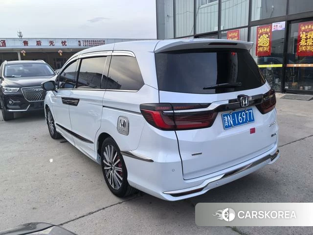 Honda Elysion 2024 Белый из Китая, фото 5