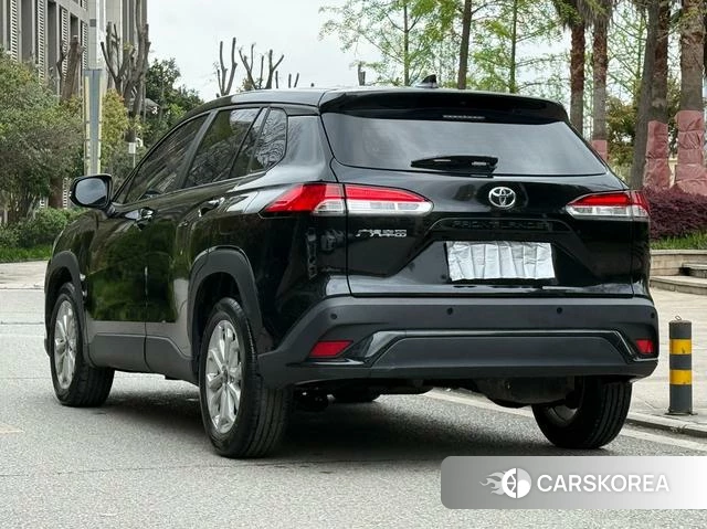 Toyota Frontlander 2023 Черный из Китая, фото 6