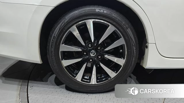 Nissan Altima id 5041959 из Кореи 15
