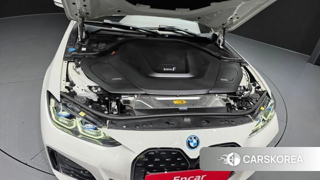 BMW i4 id 5033217 из Кореи 28