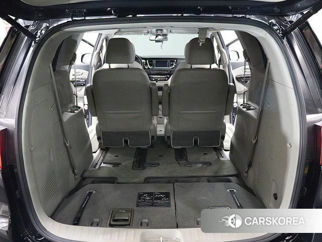 Kia The New Carnival id 5004602 из Кореи 15