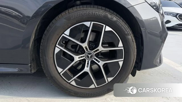 Mercedes-Benz E-Class W214 id 5015666 из Кореи 7