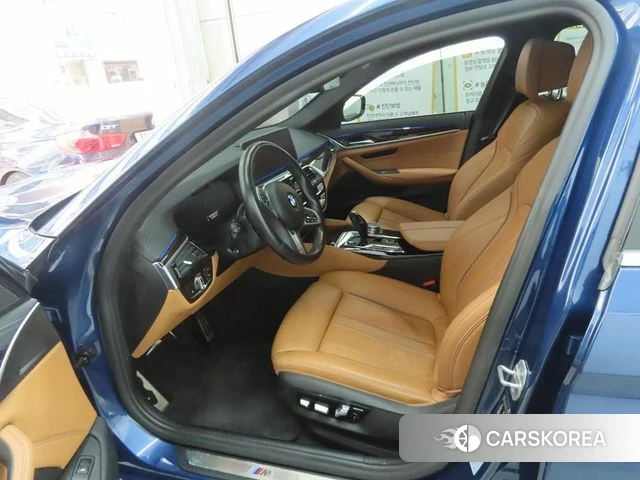 BMW 5 Series (G30) id 3833600 из Кореи 15
