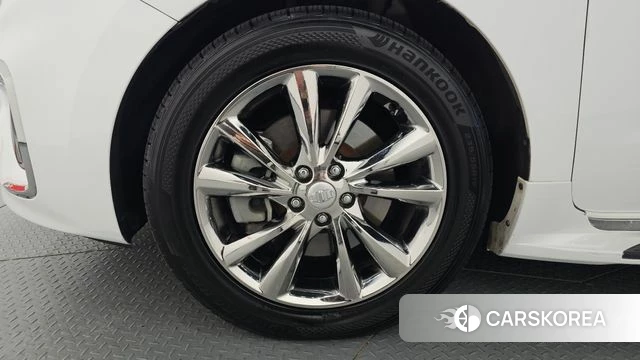 Kia The New Carnival id 4998715 из Кореи 15