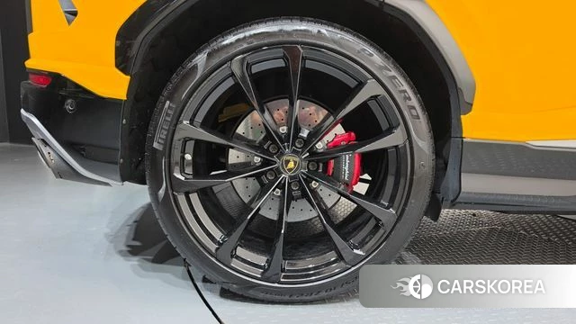 Lamborghini Urus id 5041704 из Кореи 32