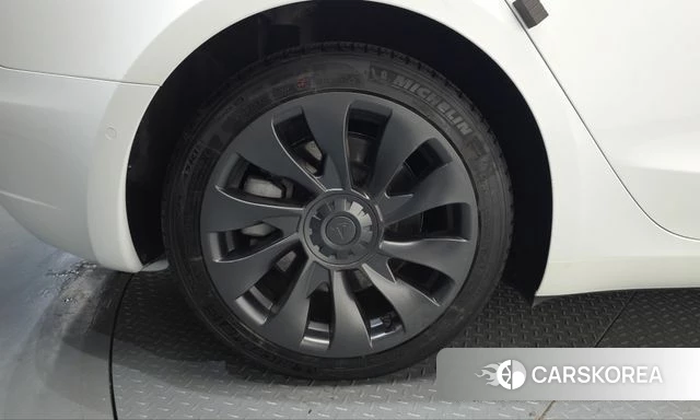 Tesla Model 3 id 5017805 из Кореи 29
