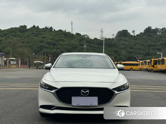 Mazda 3 2021 Белый из Китая, фото 5
