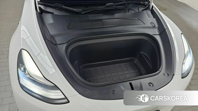 Tesla Model Y id 4550671 из Кореи 26