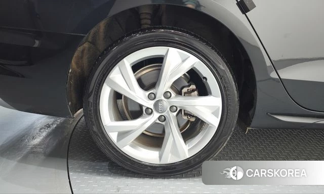 Audi A4 (B9) id 5034988 из Кореи 26