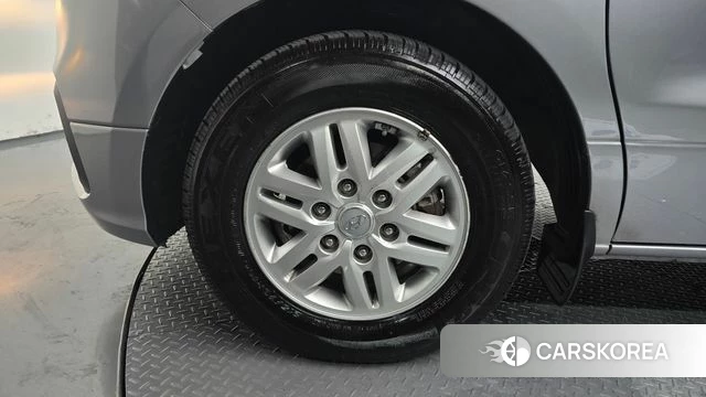 Hyundai The New Grand Starex id 4551715 из Кореи 25