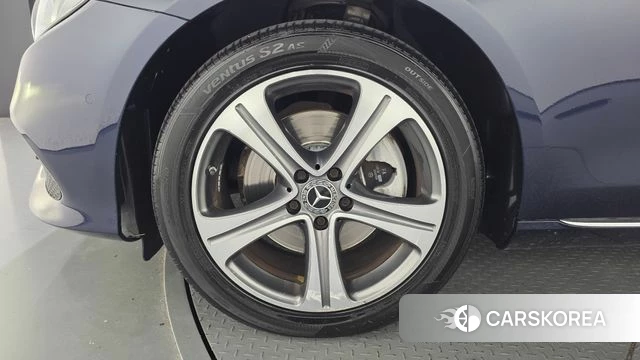 Mercedes-Benz E-Class W213 id 4930726 из Кореи 15