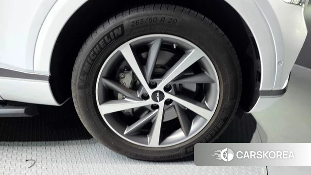 Genesis GV80 id 5001452 из Кореи 15