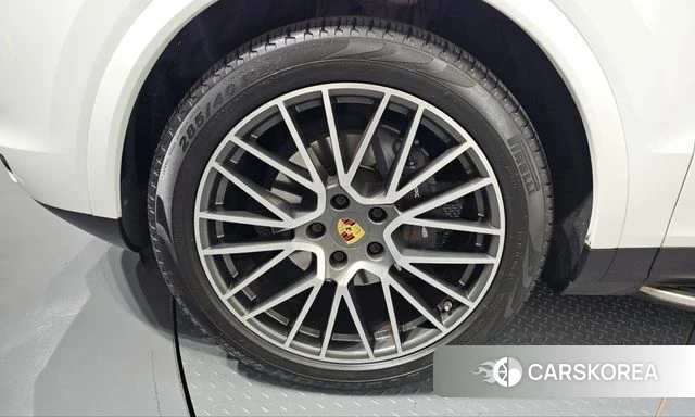 Porsche Cayenne (PO536) id 5003765 из Кореи 27
