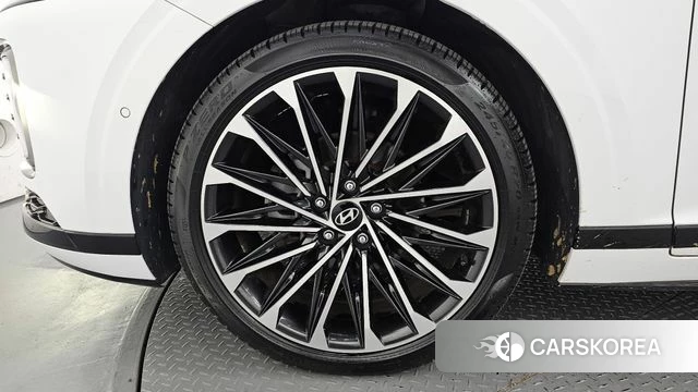 Hyundai Grandeur Hybrid (GN7) id 5021536 из Кореи 15