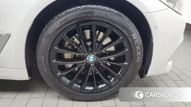 BMW 5 Series (G30) id 3578661 из Кореи 15