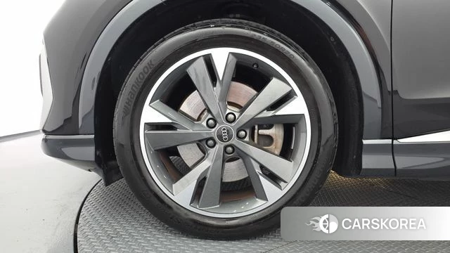 Audi Q4 e-Tron (F4) id 5033316 из Кореи 26