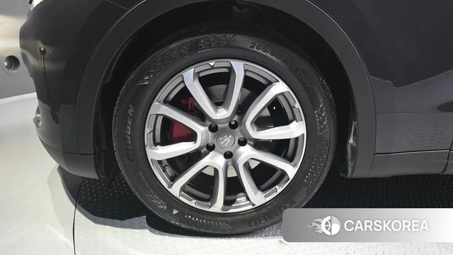 Maserati Levante id 4918420 из Кореи 29