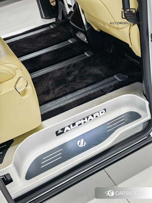 Toyota Alphard 2022 Белый из Китая, фото 5