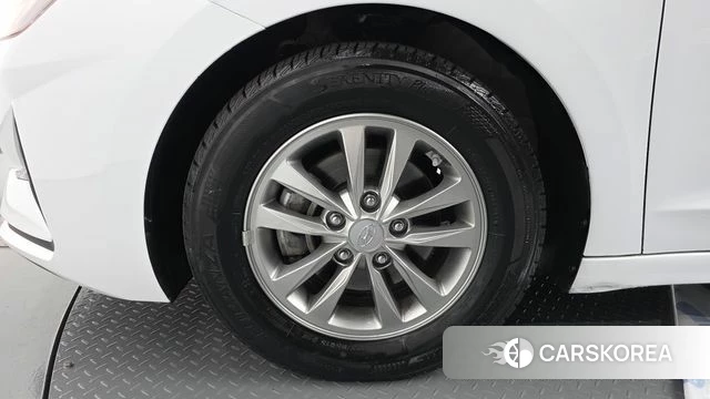 Hyundai The New Avante AD id 5054308 из Кореи 15