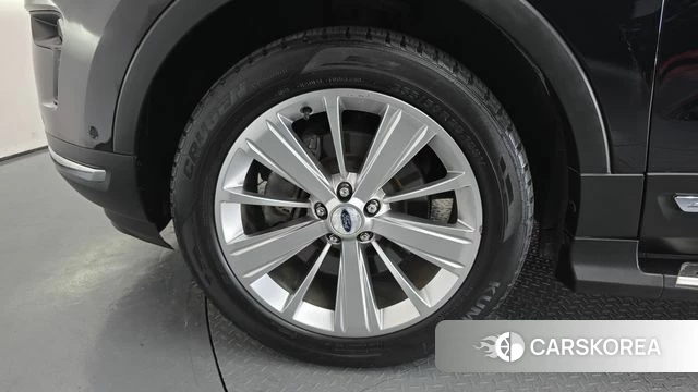 Ford Explorer id 4943869 из Кореи 29
