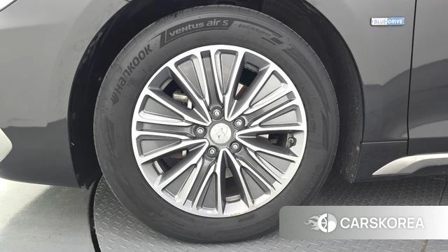 Hyundai Grandeur IG Hybrid id 4525625 из Кореи 15