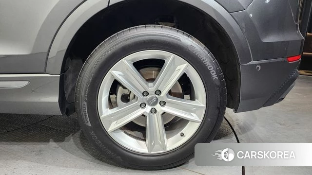Audi Q8 (4M) id 3828441 из Кореи 15