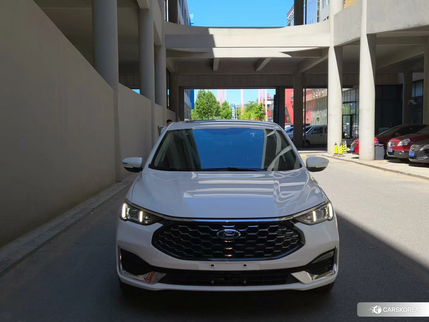 Ford Escort 2021 Белый из Китая, фото 5