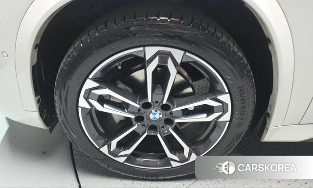 BMW X1 (U11) id 5045601 из Кореи 27