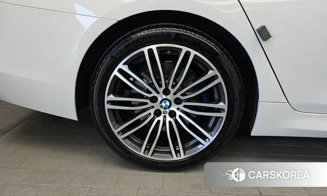BMW 5 Series (G30) id 4987785 из Кореи 30