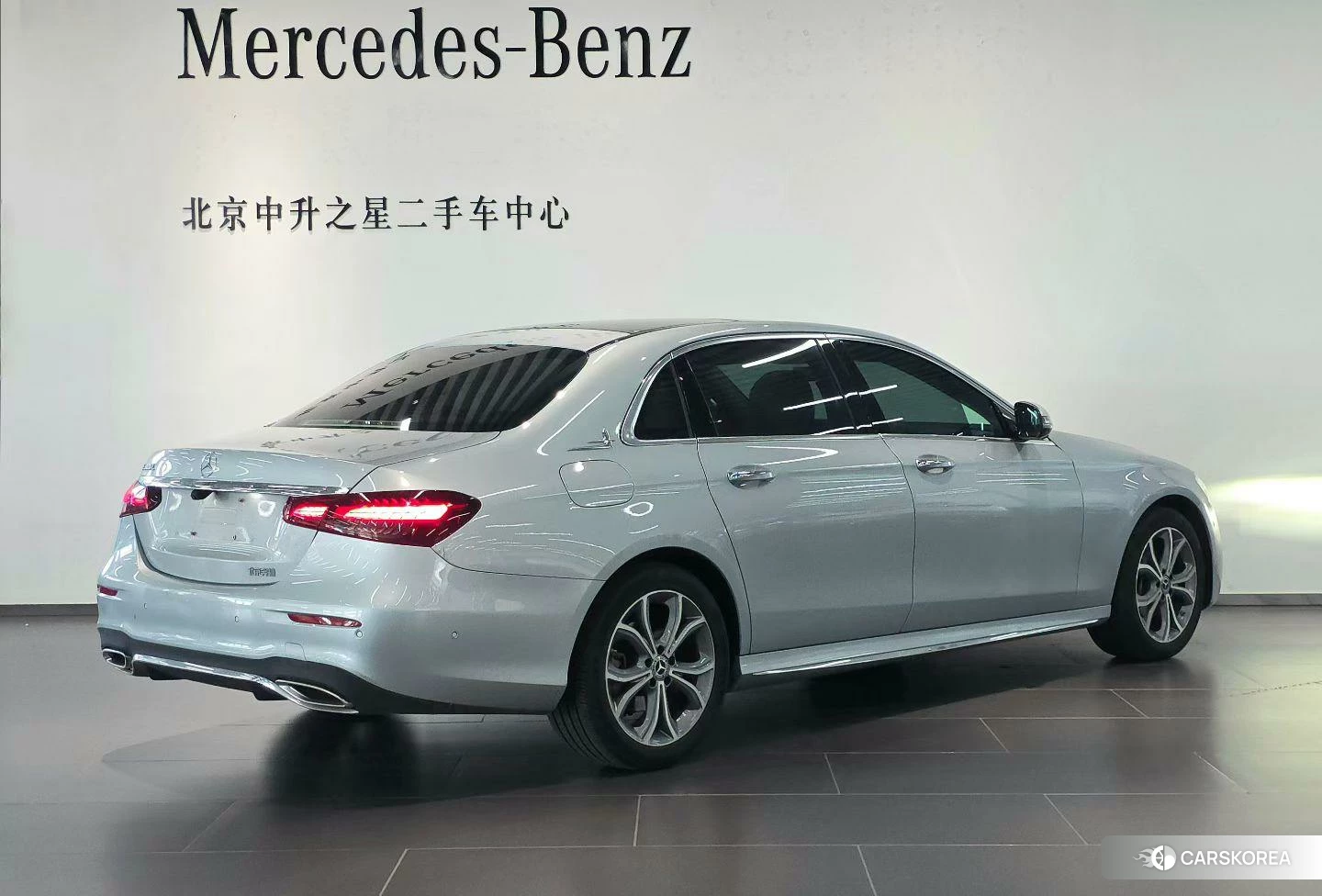 Mercedes-Benz E-Class 2021 Серебристо-серый из Китая, фото 5