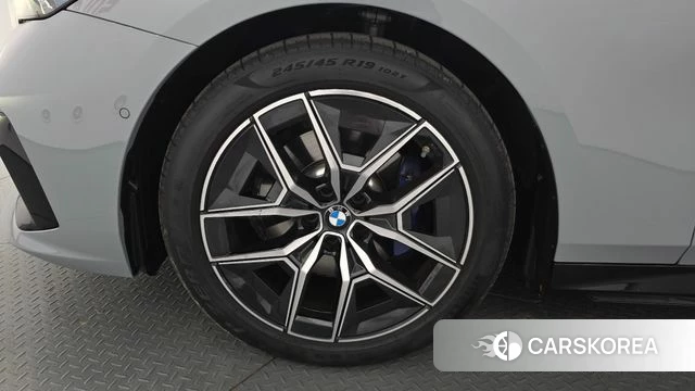 BMW 5 Series (G60) id 4984993 из Кореи 31