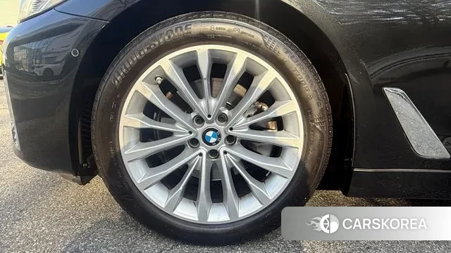 BMW 5 Series (G30) id 3669482 из Кореи 15
