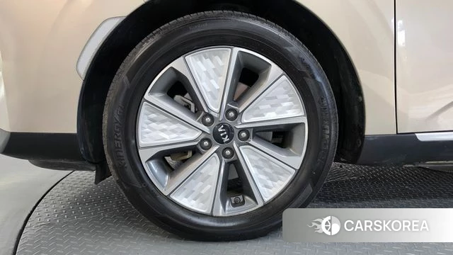 Kia Soul Booster EV id 5018686 из Кореи 15
