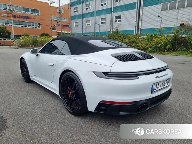 Porsche 911(992) id 5002186 из Кореи 15
