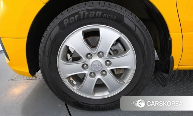 Hyundai The New Grand Starex id 4987930 из Кореи 25